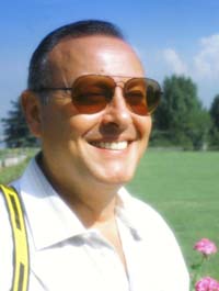 Massimo Valeriani, founder of Avinews Magazine in 1974.
